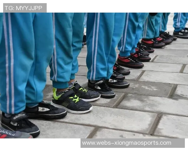 如何系统学习并成功考取足球教练证书的全面指南与建议